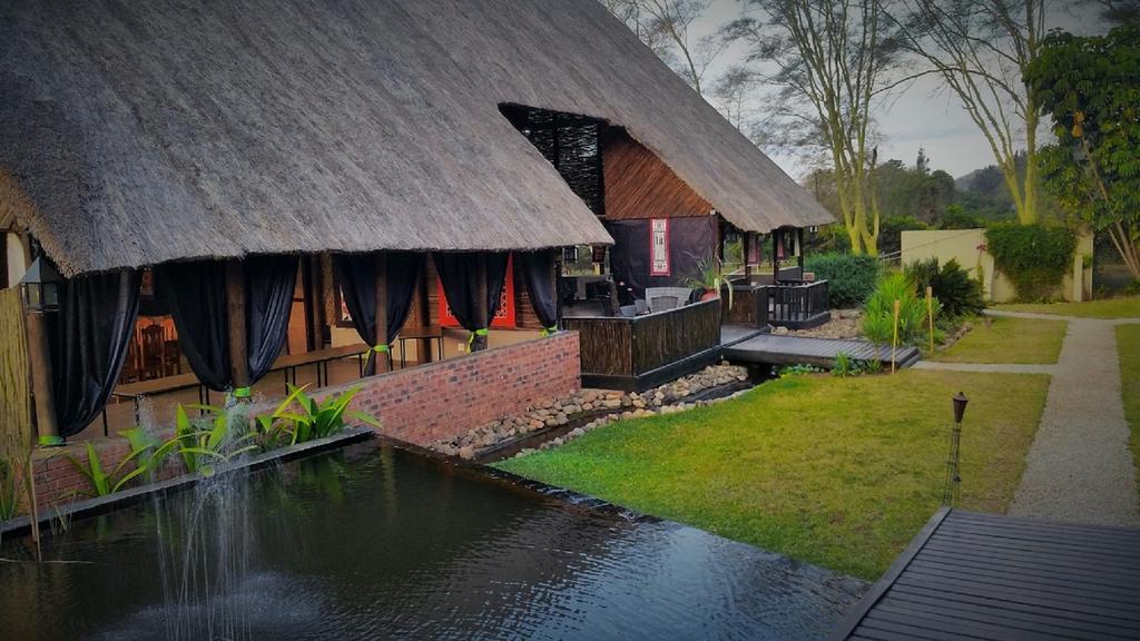 Kwambali Riverside Lodge Hazyview Buitenkant foto