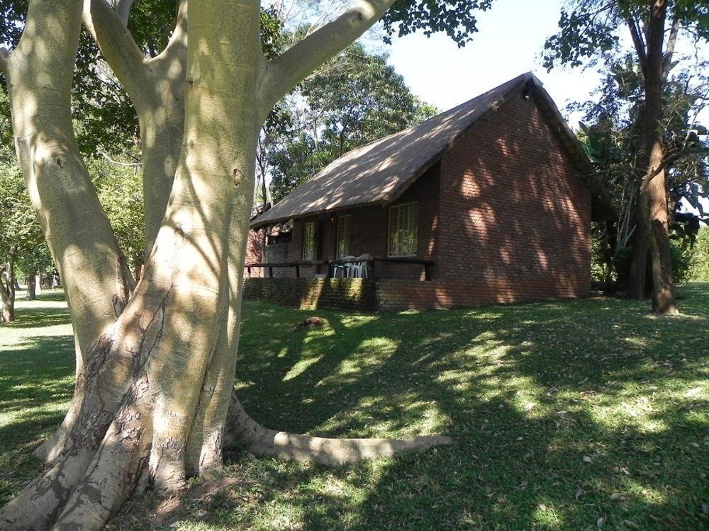 Kwambali Riverside Lodge Hazyview Buitenkant foto