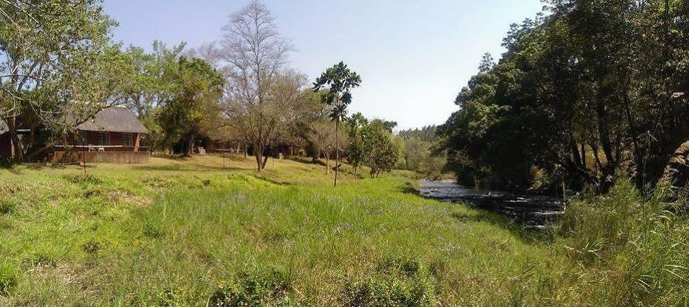 Kwambali Riverside Lodge Hazyview Buitenkant foto