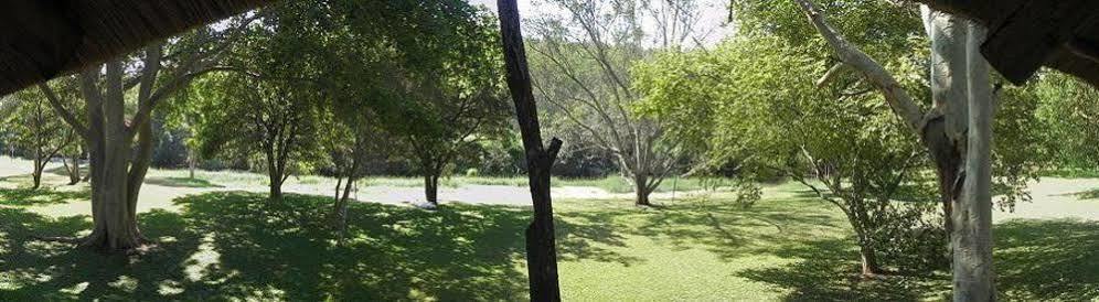 Kwambali Riverside Lodge Hazyview Buitenkant foto